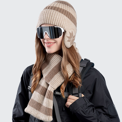 Nord Set Beanie & Snowflake Scarf